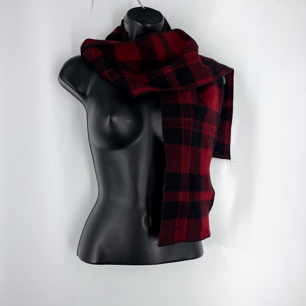 Woolrich Red Black Buffalo Plaid Wool Scarf Whipstitch Edge Unisex USA Made